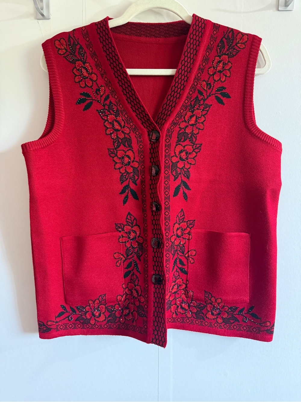 Vintage Style Red Floral Sweater Vest Large Embellished Button Front Cottagecore